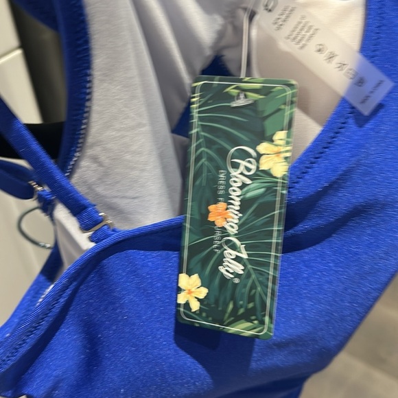 Blooming Jelly One-Shoulder Slimming Mesh One-Piece Swimsuit Royal Blue Size M - Picture 11 of 12